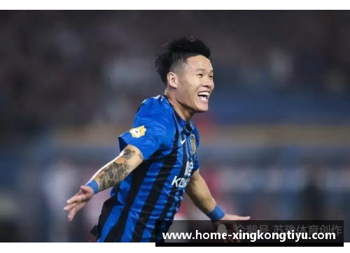 李昂：崭露头角的足球新星